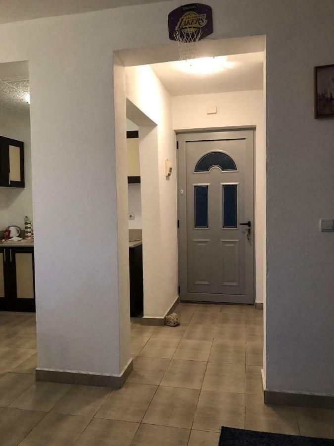 Apartman Ail 2 Улцинь Экстерьер фото